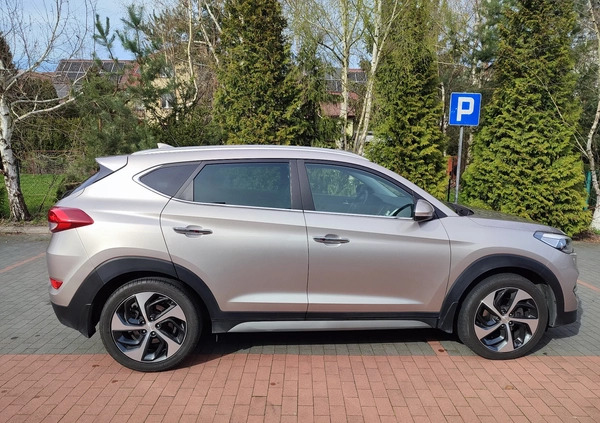 Hyundai Tucson cena 68000 przebieg: 205000, rok produkcji 2017 z Turek małe 7